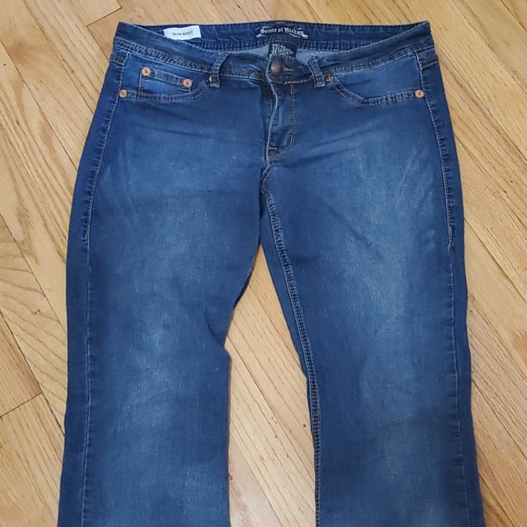 SLIM BOOT JEANS